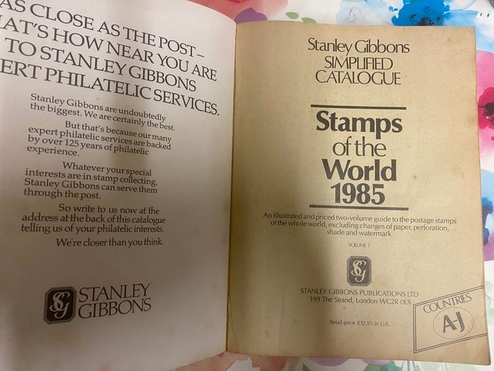 stamp book Stanley Gibbons simplified catalogue stamps of the world 1985 : an illustrated and volume guide ... . Volume 1