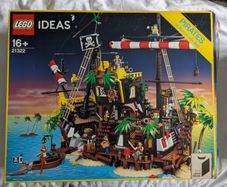 LEGO Ideas 21322 Pirates of Barracuda Bay complete with Box and Instructions