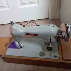 sewing machine novum