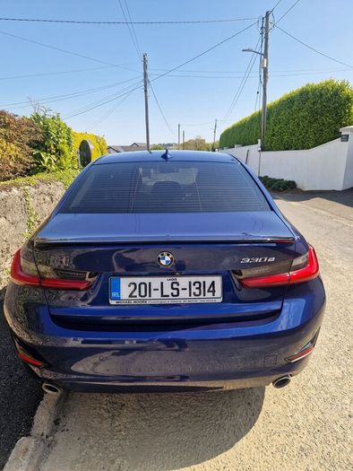 Bmw 330e.   2020