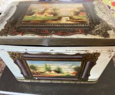 Huntleys & Palmers Biscuits Tin. (Old)