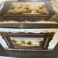 Huntleys & Palmers Biscuits Tin. (Old)