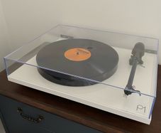 Rega Planar 1 Turntable