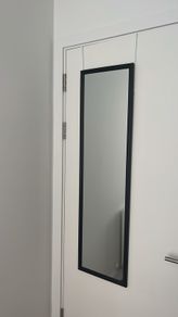 door-hanging mirror