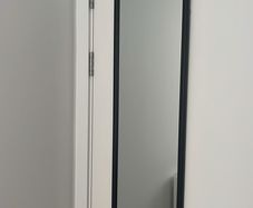 door-hanging mirror