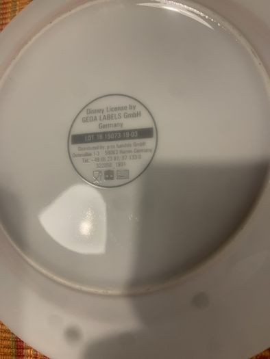 Disney Elsa & Anna plate