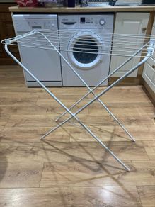 clothes rack
