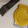 Garlic press /potato cutter Image 3