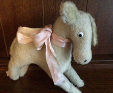 Vintage Small Lamb collectable toy