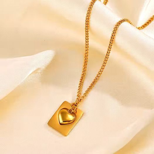 The Delicate Heart Charm Necklace A Graceful Symbol of Love Custom Engraving