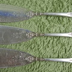Antique 1800s Silver Plated Very Decorative Floral Silver Plate Butter Knifes