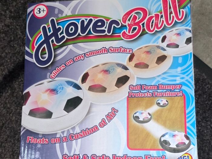 Hoverball