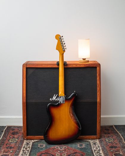 Fender Jazzmaster JM66 2010-2012 - 3-Tone Sunburst
