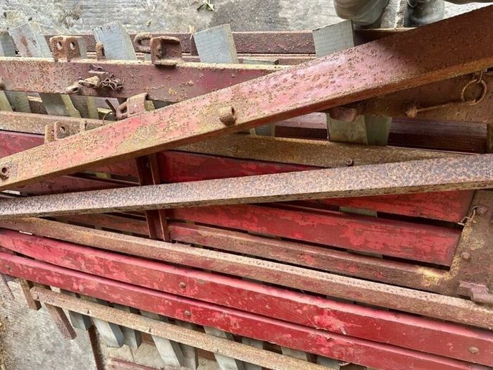 Creels Arch trailer Top creels