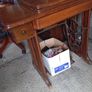 Vintage singer sewing machine Image 3