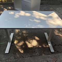 Ikea Trotten Sit Stand Desk - White