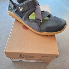 Vivobarefoot Mens Sandals EU 44 BRAND NEW Boxed