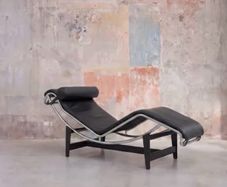 LC4 Le Corbusier Chaise Longue