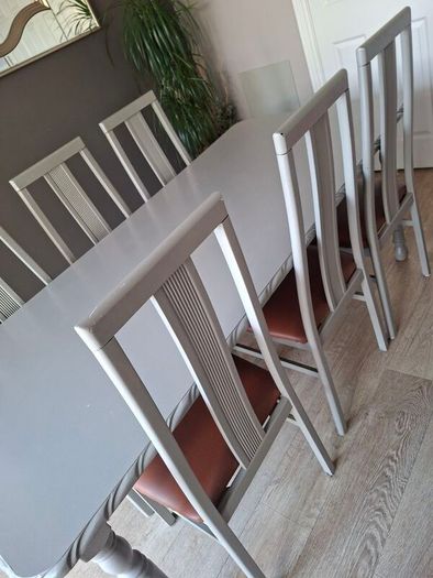 8 seater dining table and chairs