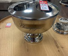 Champagne holder