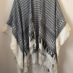 NEW LOOK Boho Ethnic Pashmina Shawl Scarf Wrap Over!