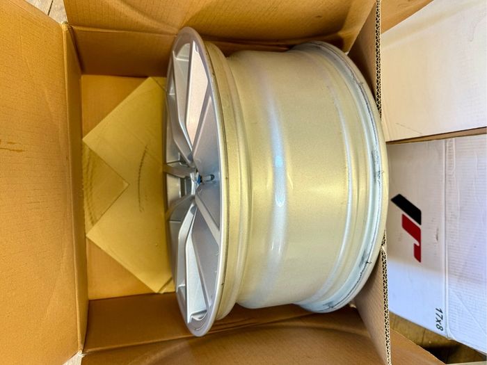 BMW Genuine Alloy Wheels 2025