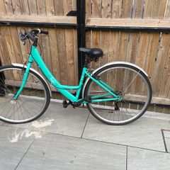 Apollo ladies bike