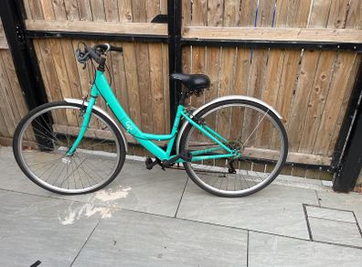 Apollo ladies bike