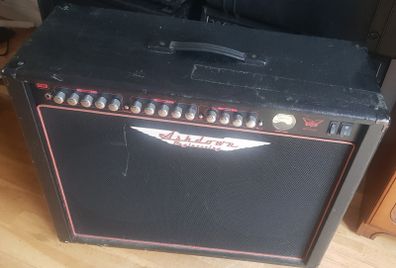Guitar Amplifier