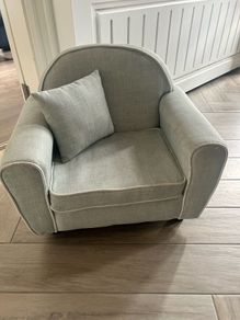 kids armchair