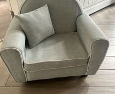 kids armchair