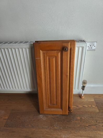 Kitchen cabinet doors and drawer fronts