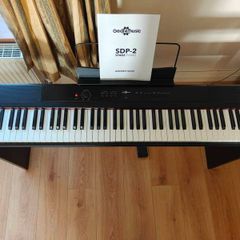 Gear4Music SDP-2 88 Key Digital Piano with Stand