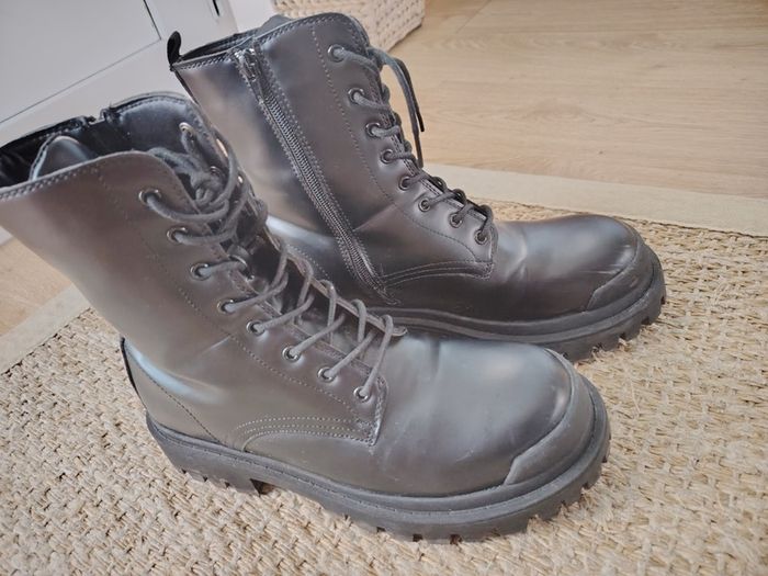 Black Chunky Boots  Size 7