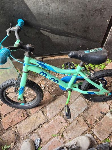 Kids Muna Comp 12-inch bike