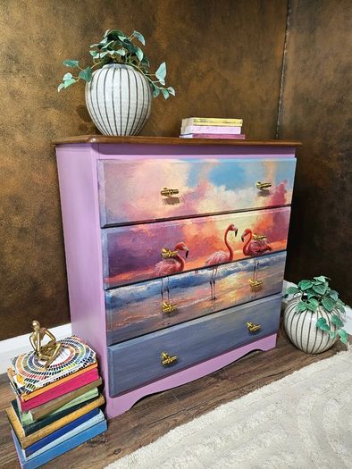 Chest of drawers