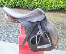 Saddle