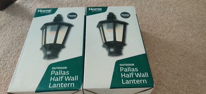 Outdoor Half Wall Lantern