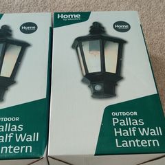 Outdoor Half Wall Lantern
