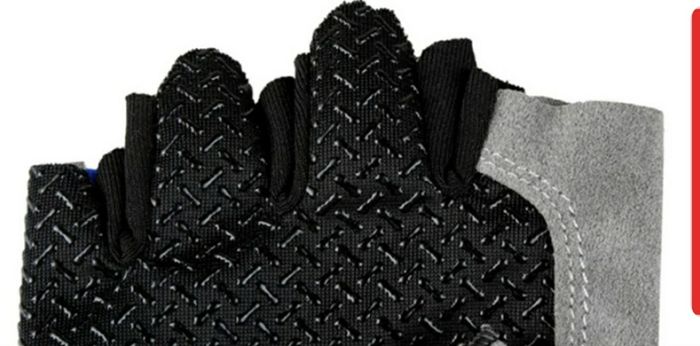 Gym gloves. Fingerless gloves. Cycling gloves. Work gloves. Carpenter gloves. Weightlifting. Workout.  Fitness.  Bodybuilding