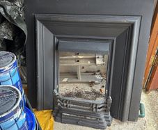 Fireplace surround & grate