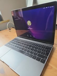 Apple MacBook 12 Retina 2017 8GB RAM 256GB SSD