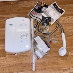 triton enrich electric shower brand new