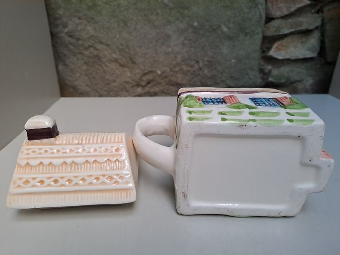 English Cottage teapot