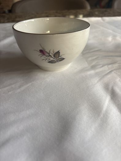 arklow jug and sugar bowl