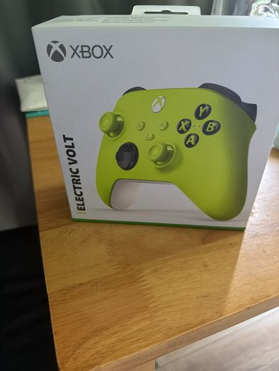 Xbox One Electric Volt
