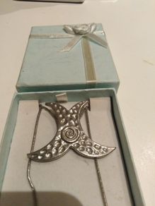 Beautiful Pendant and Chain