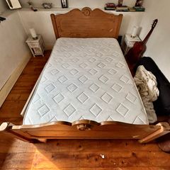 Pine bed