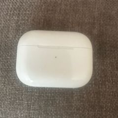 Apple AirPods Pro 2 case