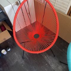 Feature chairs